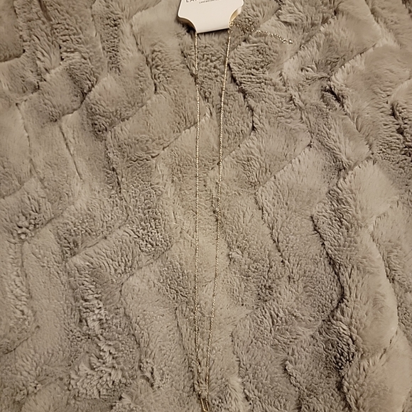 Lane Bryant Adjustable Gold Tone Necklace With Charm - Picture 5 of 6